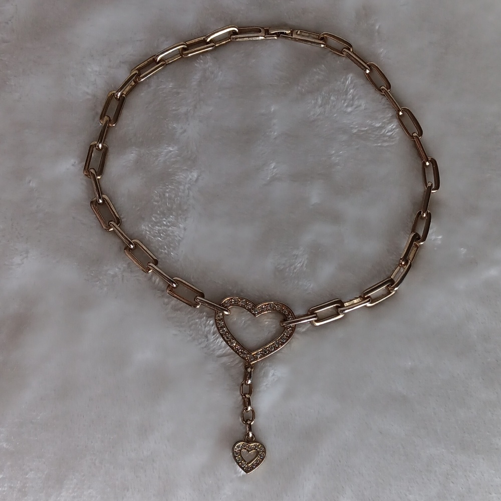 Gold tone chunky double heart choker 18"